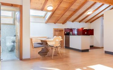 Bifamiliar house 9 rooms - image - 4