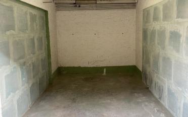 Single garage - image - 2