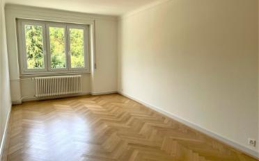Apartment 4 rooms - image - 8