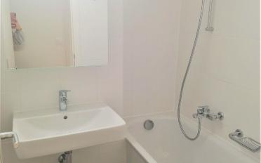 Apartment 4 rooms - image - 9