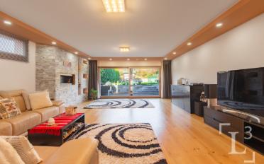 Maison contiguë 7.5 pièces - image - 1