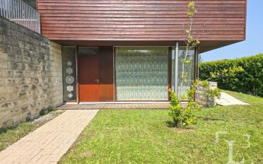 Maison 8.5 pièces - image - 3