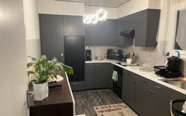 Apartment 4 rooms - image - 2