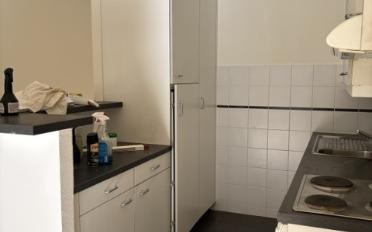 Apartment 4 rooms - image - 3