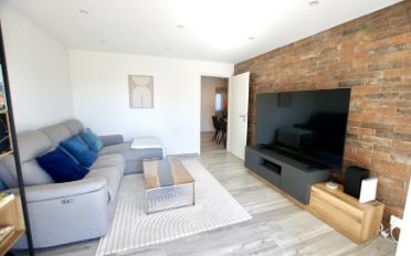Apartment 4 rooms - image - 7