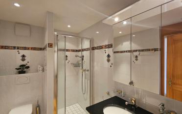 Furnished flat 10 rooms - image - 17