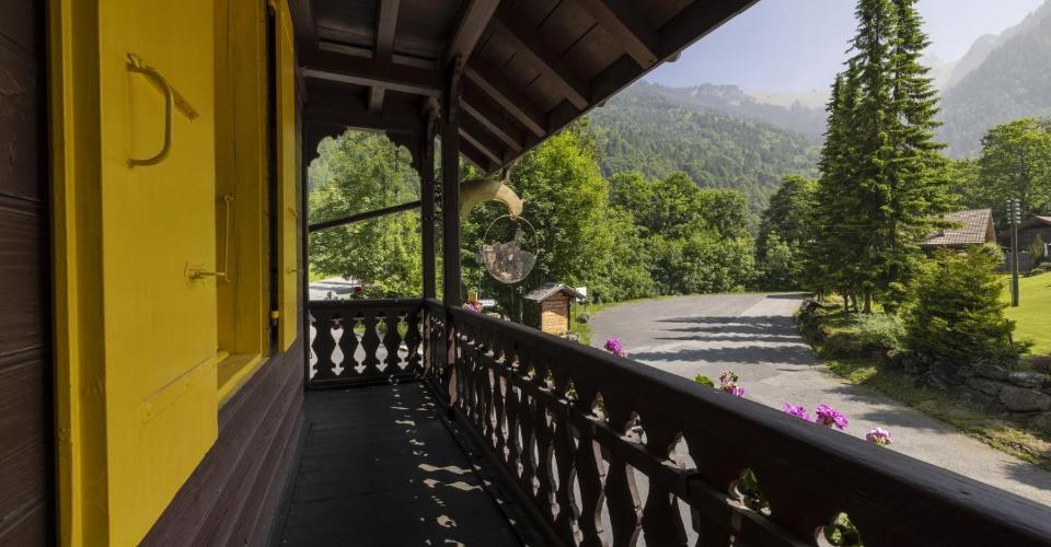 Chalet individuel de 6.5 pièces dans le hameau des Plans-sur-Bex