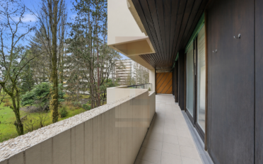 Apartment 8 rooms - image - 13