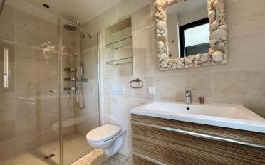 Single house 10 rooms - image - 9