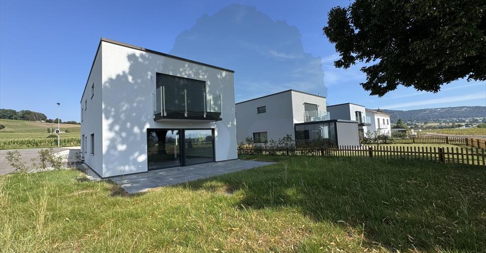 Magnifique maison neuve disponible maintenant à Courtételle