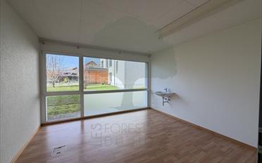 Apartment 9.5 rooms - image - 9