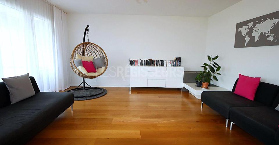 Magnifique appartement de 5 pièces dans le village de Meyrin