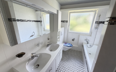 Apartment 5 rooms - image - 12