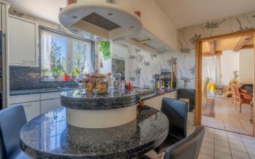 Maison 8.5 pièces - image - 9