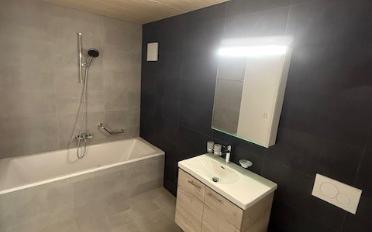 Apartment 5.5 rooms - image - 8