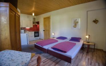 Hotel - image - 10