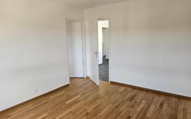 Apartment 4 rooms - image - 9