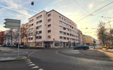 Bureau - image - 1
