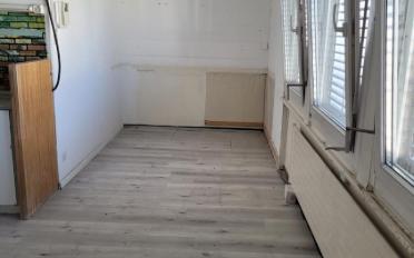 Office - image - 5