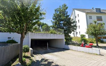 Moto Hallenplatz - image - 1