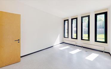 Office - image - 6