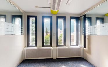 Office - image - 6