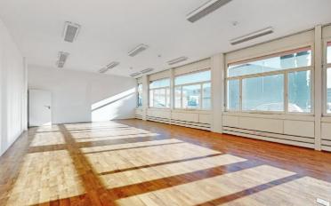 Commercial - image - 3