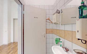 Commercial - image - 10