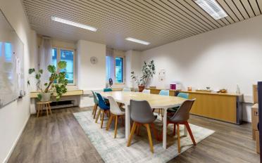 Office - image - 2