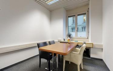 Office - image - 6