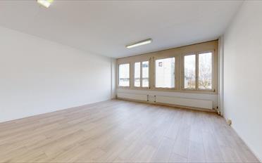 Office - image - 11