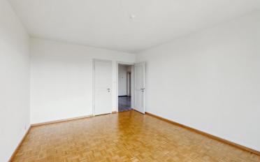 Apartment 4 rooms - image - 10