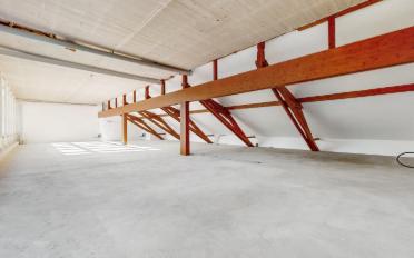 Office - image - 5
