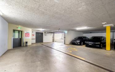 Commercial - image - 7