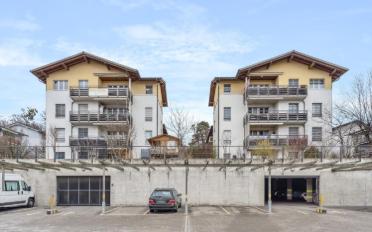 offener Parkplatz - image - 1