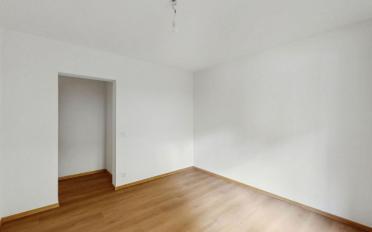 Apartment 4 rooms - image - 7