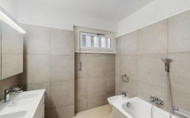Apartment 4 rooms - image - 10