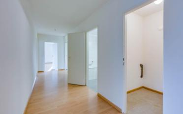 Apartment 4 rooms - image - 3