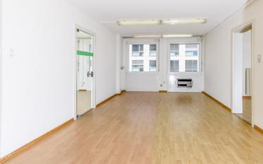 Bureau - image - 4