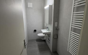 Apartment 4 rooms - image - 7