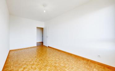 Apartment 4 rooms - image - 8