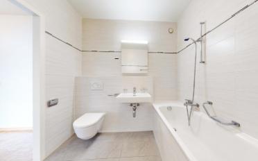 Apartment 4 rooms - image - 9