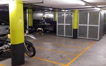 Covered parking place bike - image - 6