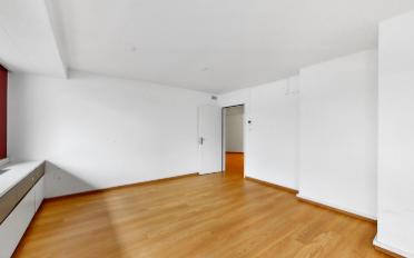 Office - image - 8