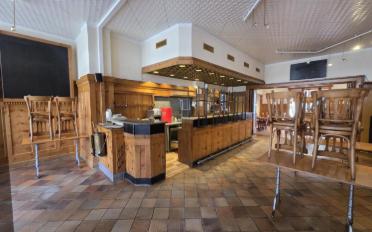 Bar 3.5 rooms - image - 2