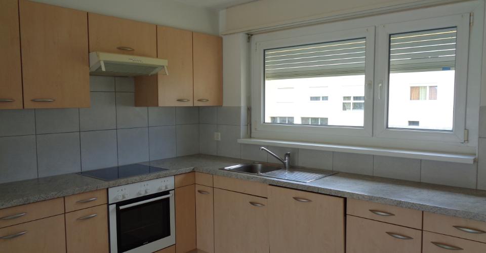 Appartement situé dans un quartier calme entouré de verdure.