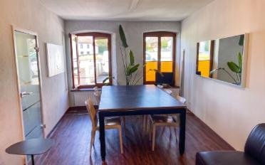 Office - image - 4