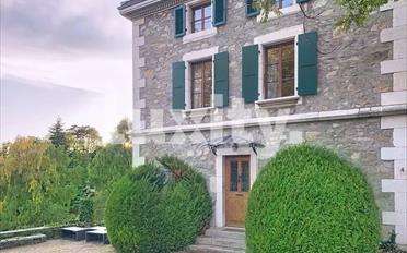 Maison 7.5 pièces - image - 1