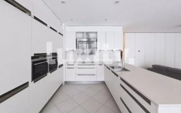 Apartment 5 rooms - image - 2