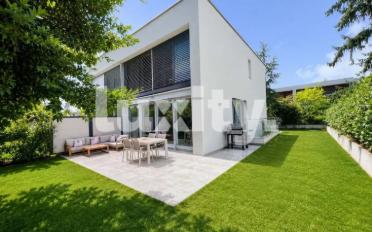 Single house 7 rooms - image - 1